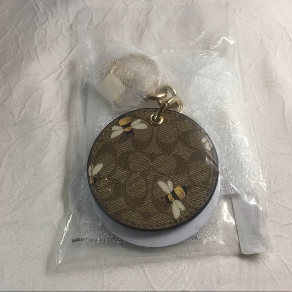 πNWT COACH Bumble Bee Signature Mirror Bag Tote Charm Key Chain MFSRP68. C8622. - Picture 13 of 15